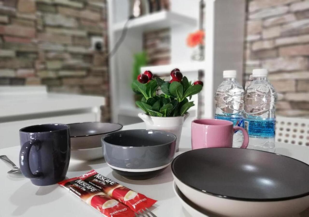 Peanut Butter Homestay #Trefoil Setia City Setia Alam Esterno foto