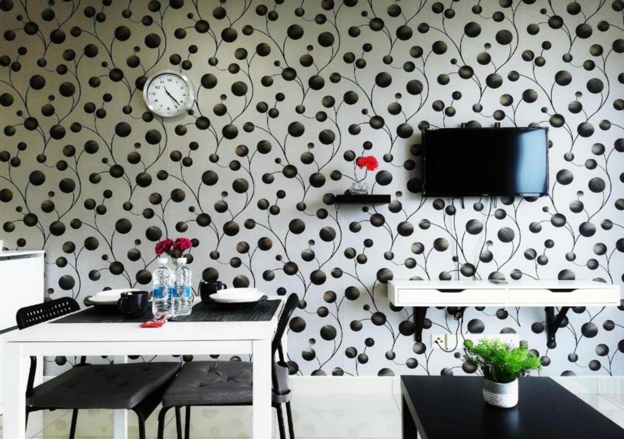Peanut Butter Homestay #Trefoil Setia City Setia Alam Esterno foto