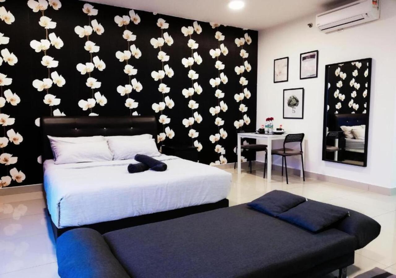 Peanut Butter Homestay #Trefoil Setia City Setia Alam Esterno foto
